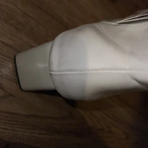 NEW!!! Zara White Vegan Leather Booties Size 42 - Picture 9 of 12